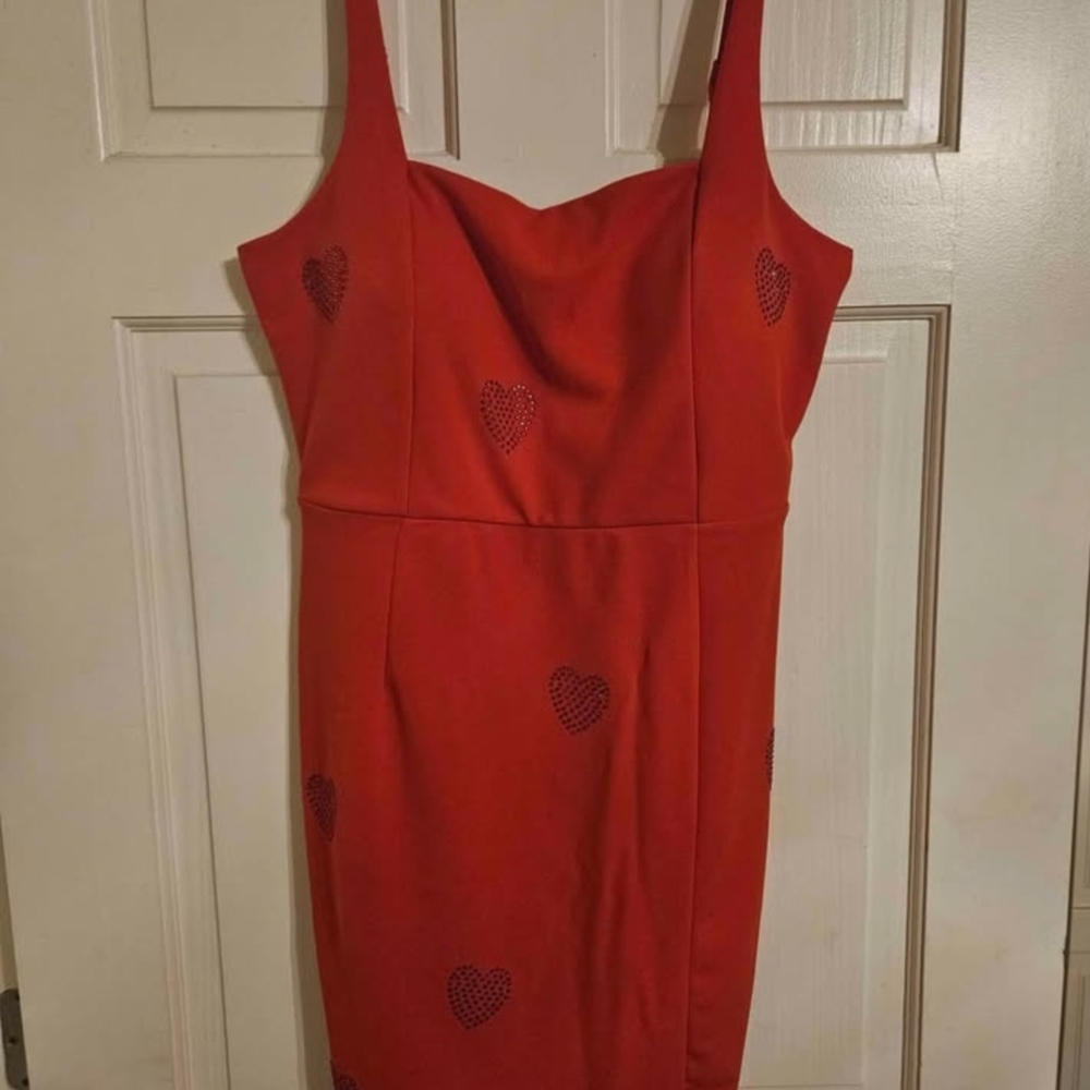 Planet Gold Strapless Red Dress with Heart Details